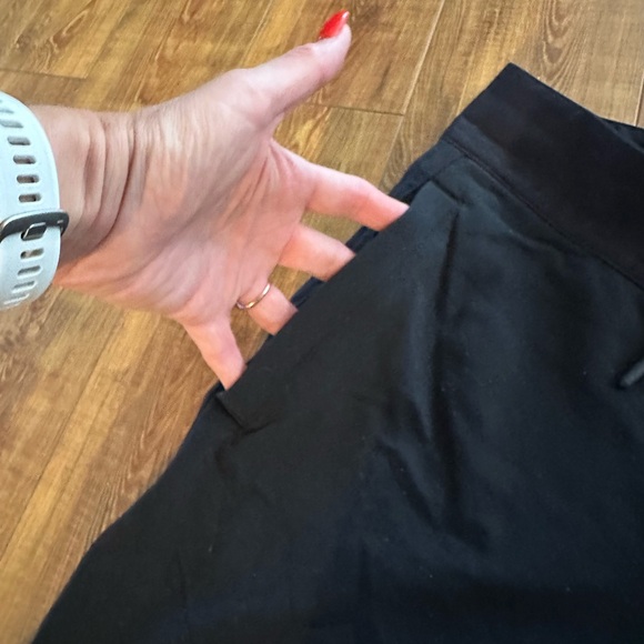 Vintage Lululemon men’s yoga shorts - Picture 3 of 5